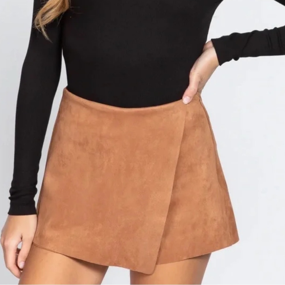 Dress Forum Tan Mini Skort